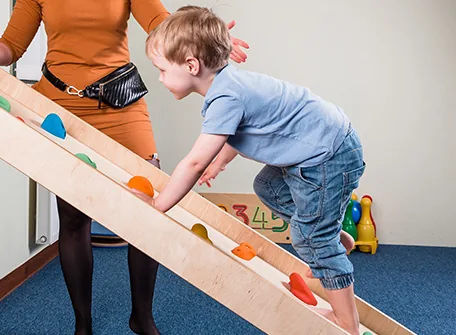 How Can A Pediatric Therapist Help Your Kid? – Hope Abilitation Medical Center