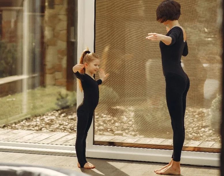 How to stimulate balance exercises for my child at home