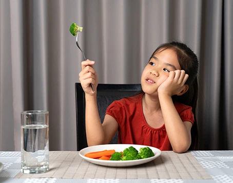 Picky Eater Challenges: Practical Solutions to Help Your Child Develop Healthy Eating Habits