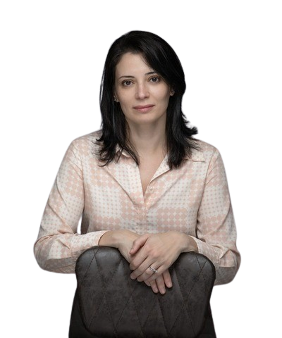 Dr. Nadia headshot